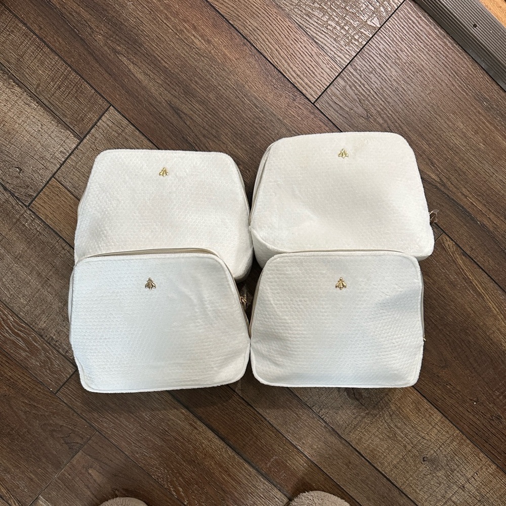 4 - Elegant White Textured Women's Bag